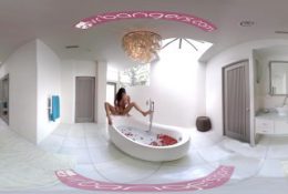 VR Bangers – [360°VR] Hot Brazilian Chick Rubbing her WET PUSSY in The Tub